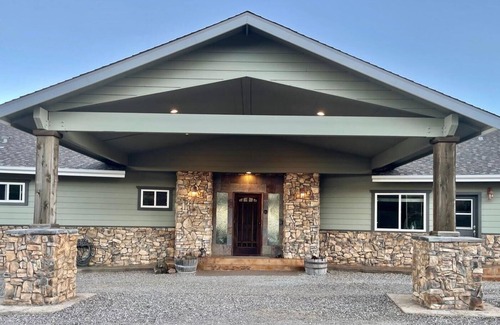 Julian House | Magnificent Views and Privacy from this Lake Cuyamaca home