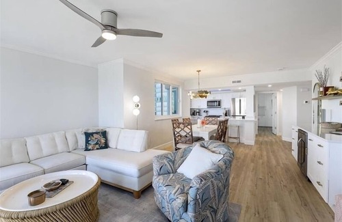 Park Shore Condo | Magnificent views of the Gulf & Clam pass!- WS0804