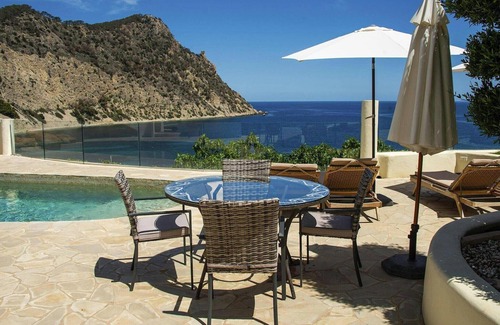Ibiza Island Villa | Magnificent villa with sea views