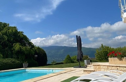 Veyrier-du-Lac Villa | Magnificent villa with lake and mountain views