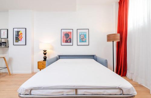 Guindalera Apartment | Magnificient Furnished Francisco Remiro Apartments in Guindalera