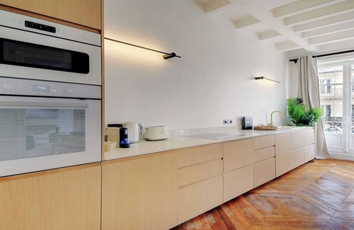 Gaillon Apartment | MAGNIFICIENT LUXURY170M2 IN THE CHIC DISTRICT OF PALAIS ROYAL- VENDOME-TUILERIES