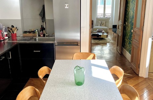 Quartier de la Porte-Saint-Denis Apartment | Magnificient parisian appartment