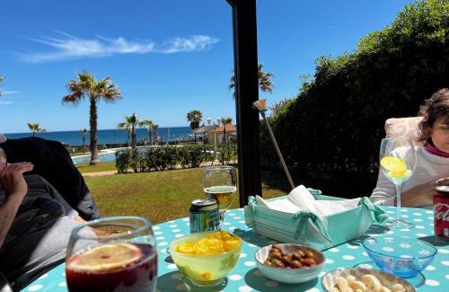Puerto de la Duquesa House | Magnifico Chalet primera línea de playa Manilva