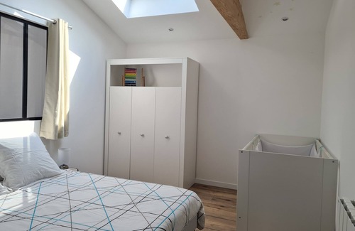 Saint-Pee-sur-Nivelle House | Magnifique Maison au Bord du lac