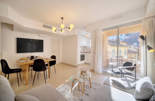 Le Suquet Apartment | Magnifique 3 pièces avec terrasse A2B238