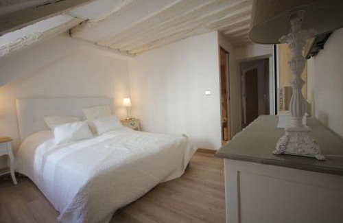 Enfants-Rouges Apartment | MAGNIFIQUE 5 PIECES