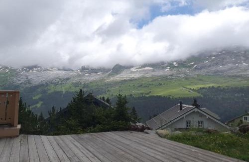 Flaine Apartment | MAGNIFIQUE APPARTEMENT AVEC TERRASSE et VUE IMPRENABLE SUR LE CIRQUE DE FLAINE, 2 chambres et coin montagne, 6 personnes