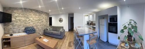 Guyancourt Apartment | Magnifique appartement rénové avec terrasse