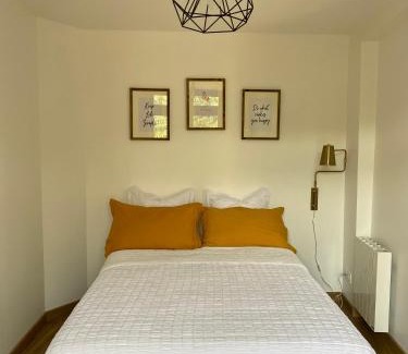 Saint-Leonard-des-Bois Apartment | Magnifique appartement 2/4 pers - Le Saint Leo