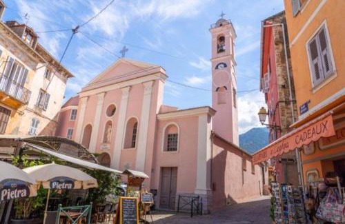 Corte Apartment | Magnifique Grand 30m2 refait à neuf en 2025 lumineux 4 couchages hyper centre Corte 13 cours paoli wifi tv lave linge