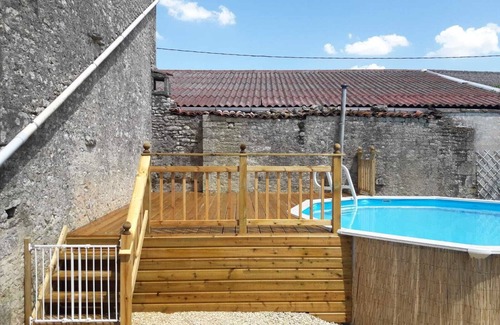 Beauvais sur Matha House | Magnifique maison de campagne Charentaise