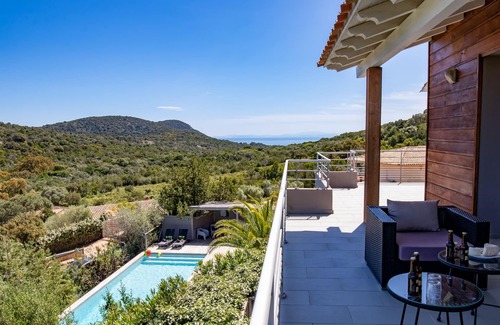 Porto-Vecchio House | Magnifique Maison Moderne 5 Chambres vue mer Piscine Chauffée Palombaggia