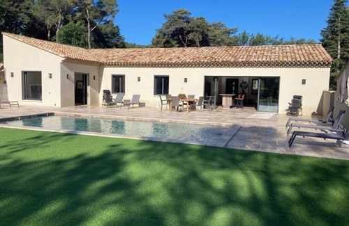 Faucon House | Magnifique Maison Neuve
