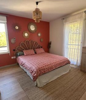 Ensues-la-Redonne Apartment | Magnifique T2 Calme Absolu Vue panoramique entre mer et colline