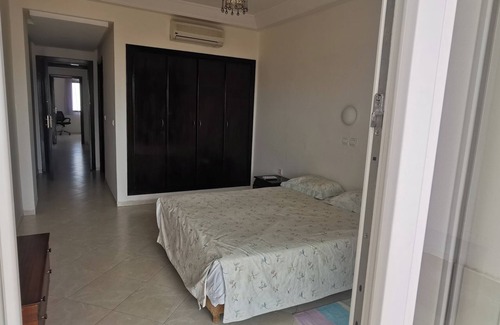 Harhoura Apartment | Magnifique T4 Avec Piscine à Harhoura , 5min à Pied de la Plage et de la Forêt !