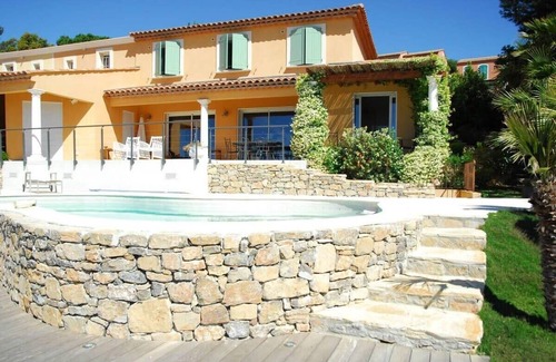 Le Dramont Villa | Magnifique vue pour cette villa haut de gamme