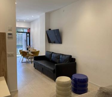 Montolivet Apartment | MAGNO Loft- CIENCIAS