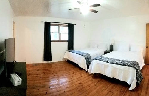 Lakeview Cabin | Magnolia #4 @ Copper Johns Resort
