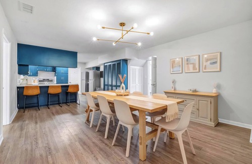 Tallahassee House | MAGNOLIA BARN 7-8 Bedrooms 8+ Parking Spots 2 Miles from FSUCapitol