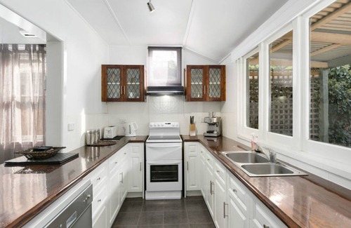Healesville House | Magnolia Cottage
