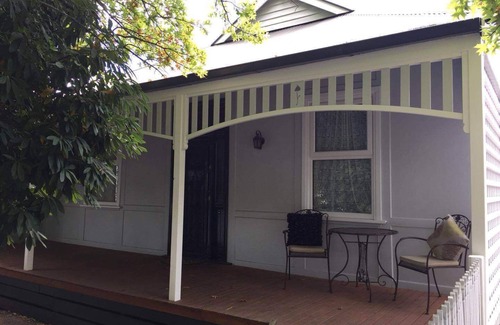 Healesville House | Magnolia Cottage