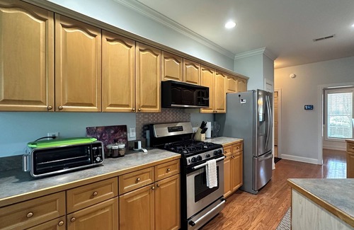 Leland House | Magnolia House -3/3 for extended stays!