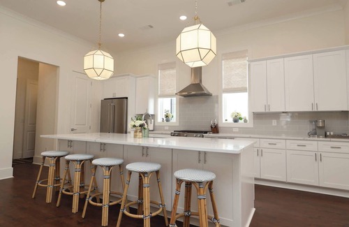 Oxford House | Magnolia Manor by Apex Short Term Stays