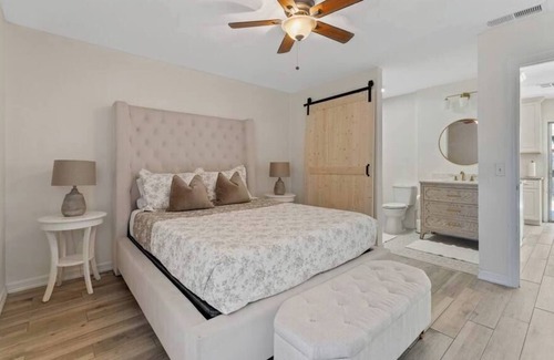 Live Oak House | Magnolia Oaks Summary