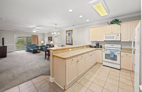 Central Myrtle Beach Condo | Magnolia Pointe 203 2nd floor w/elevator, pool