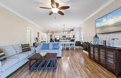 Central Myrtle Beach Condo | Magnolia Pointe