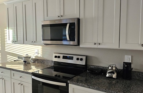 Gulfport House | Magnolia Shores Retreat