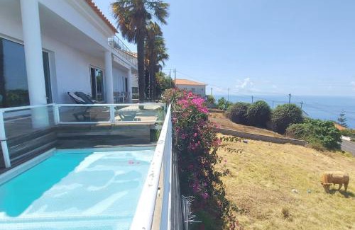 Estreito da Calheta Villa | Magnolia Sunsets