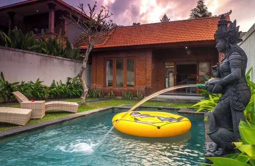 Ubud City-Centre Villa | Maha private villa