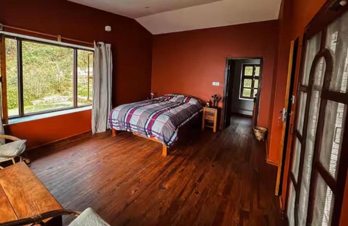 Lumle Villa | Mahakaruna mountain villa, peaceful family retreat with Himalayan views and Private Cook