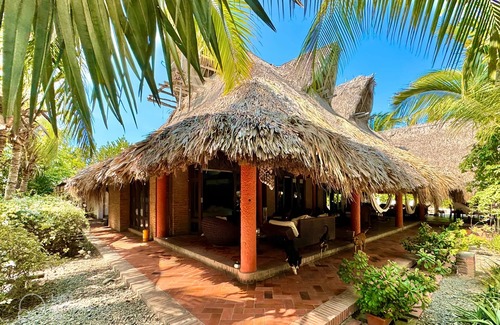 Bocachica House | Mahanaim Beach House 20 min from CTG
