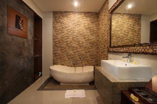 Kerobokan Villa | Maharaja Villas Bali - CHSE Certified