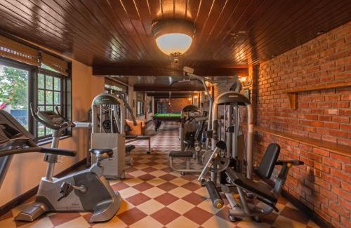 Shimla Hotel | Mahasu House