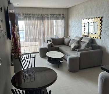 La Ville Haute Apartment | Mahdie Soubir