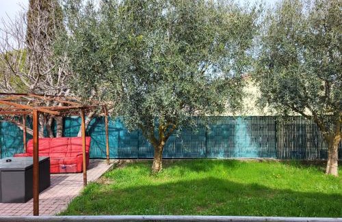 Saint-Maximin-la-Sainte-Baume House | Maisonnette près du centre ville