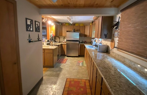 Cook Cabin | Main Cabin at Vintage Vermilion Resort