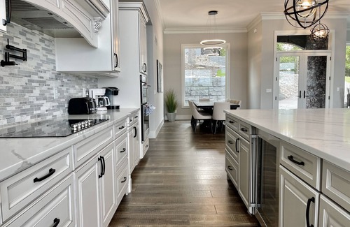 Osage Beach House | MAIN CHANNEL views, private pool, hot tub, man cave, and game room! Sleeps 30!