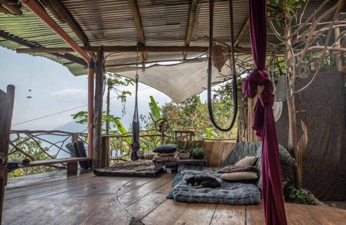 San Marcos La Laguna House | MAIN Earthship cabins with EPIC lake view and spring water!