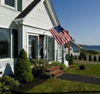 York Beach House | Main House at One Long Beach