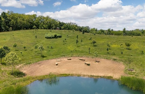 Buchanan County Apartment | Main Selah Hills Ranch
