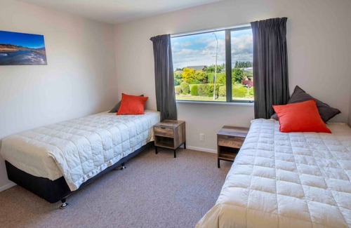 Methven House | Main St of Methven | Free Wi-Fi | Smart TV
