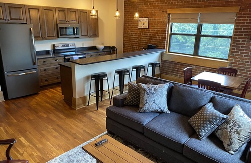 Waynesville Apartment | Main Street Retreats 103 Brand New Downtown Apt 103