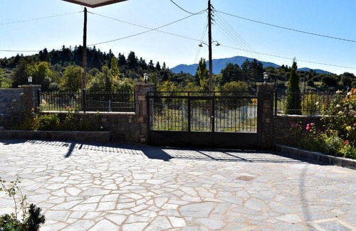 Vitina Apartment | Mainades House