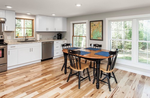 Freeport Apartment | Maine Barn Hideaway- 2nd Floor Private Apartment