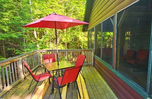 Greenville Cabin | Maine Northwoods Log Cabin (Lambertson)